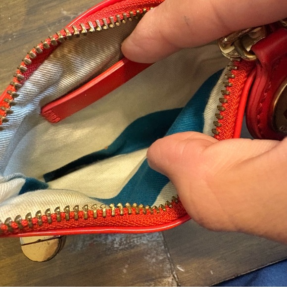 Marc by Marc Jacobs Vintage Polk A Dot Patent Leather Zip Pouch Turn Lock Red - Picture 7 of 7